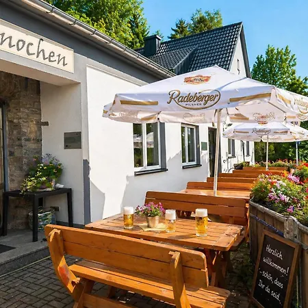Und Berggasthaus Am Knochen Geyer